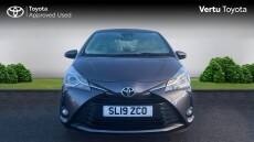 Toyota Yaris 1.5 VVT-i Icon Tech 5dr Petrol Hatchback